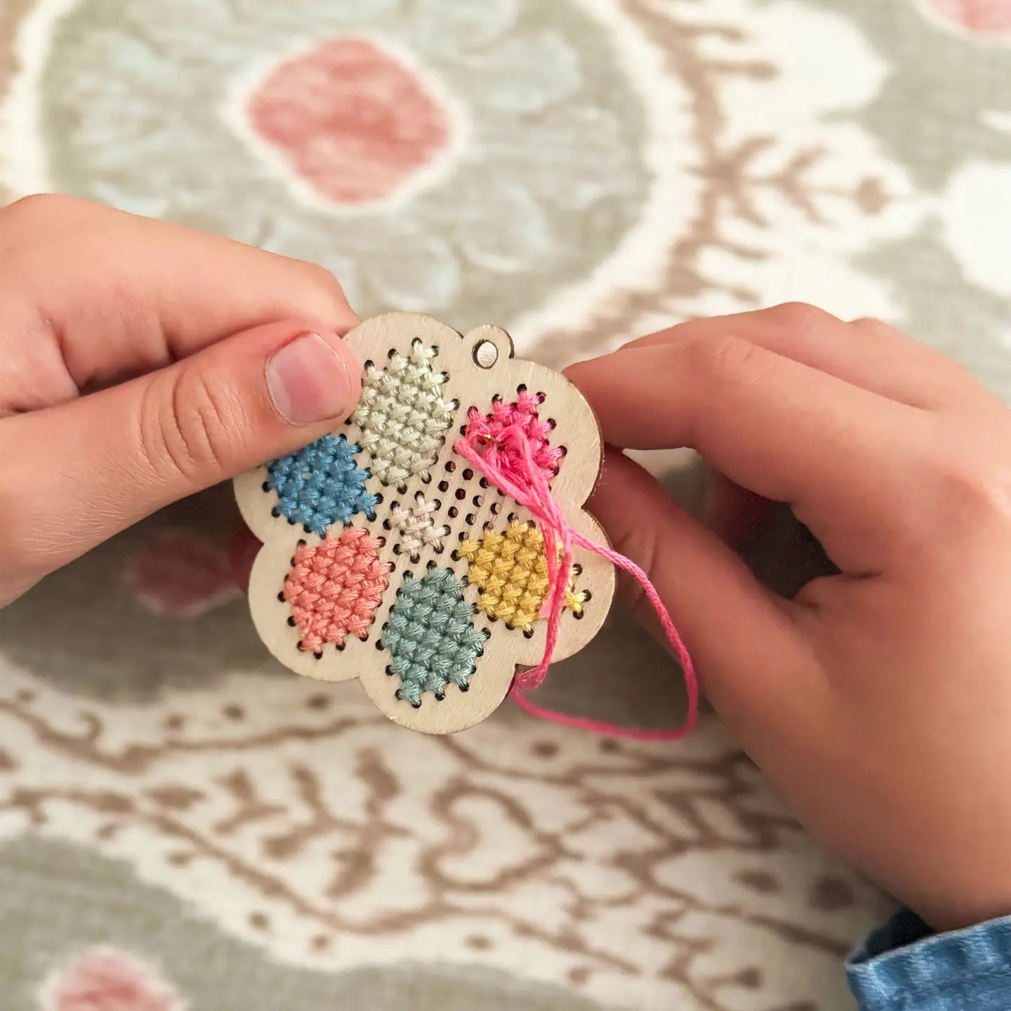Flower Stitched Key Ring Kit