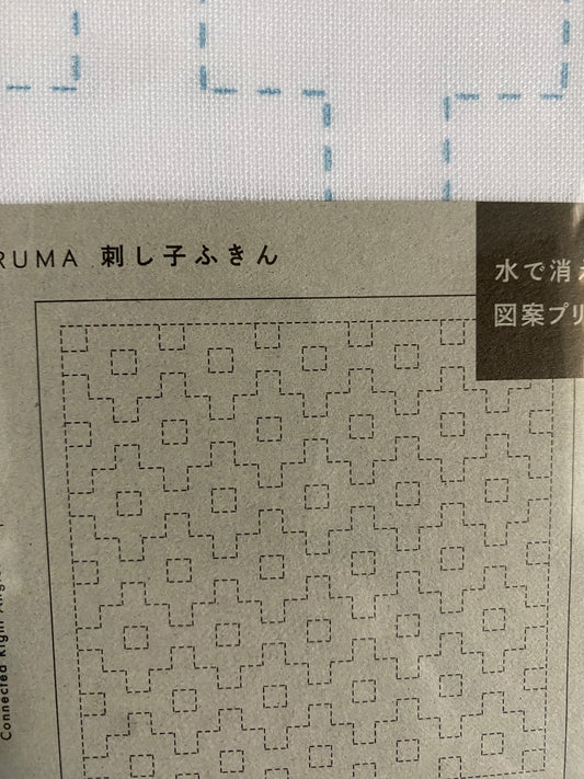 Sashiko Fabric -- Connected Right Angles (white or navy)
