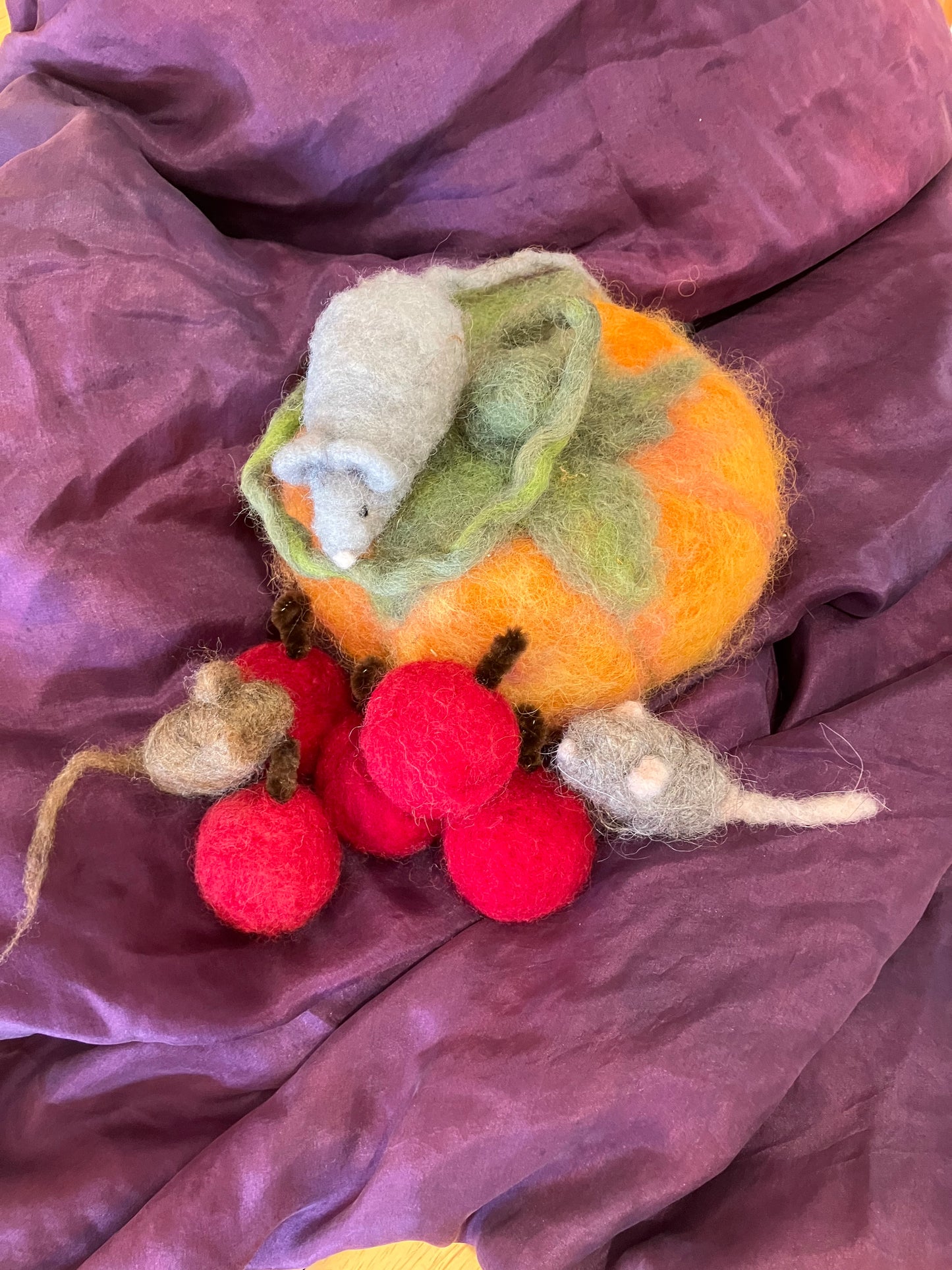 Needle Felting Autumn Table Decor, Nov 23, 2:00-4:00pm
