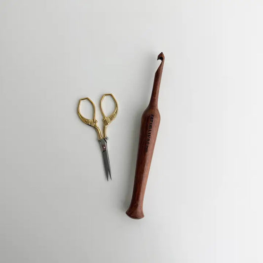 Crochet Hook Rosewood (sizes 7 / 4.5mm)